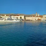 Adria Relax With Private Heated Pool