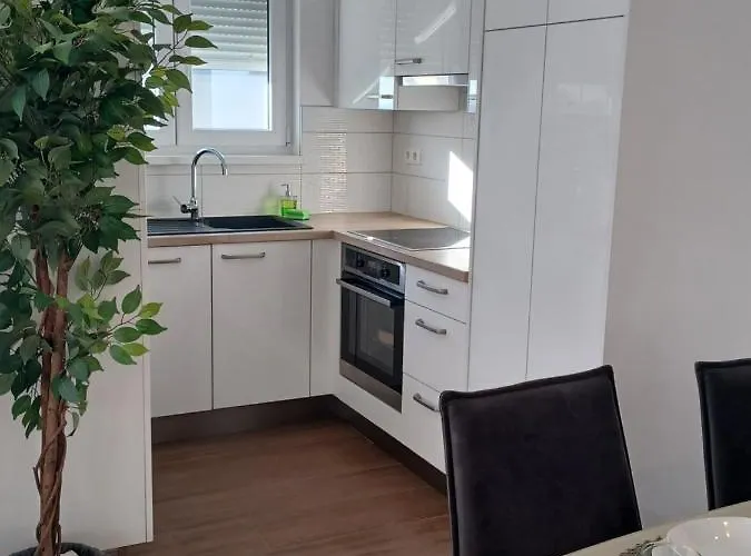 Apartamento Adria Relax With Private Heated Pool Trogir