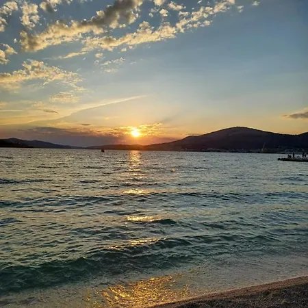 Apartment Adria Relax With Private Heated Pool Trogir