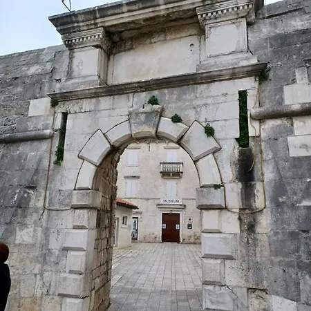 Adria Relax With Private Heated Pool Apartment Trogir