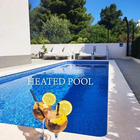Adria Relax With Private Heated Pool Apartment