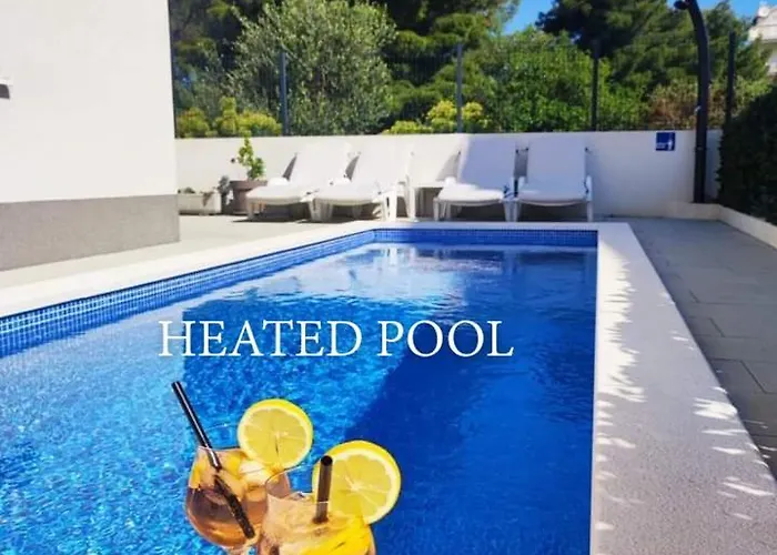 Adria Relax With Private Heated Pool Апартаменты